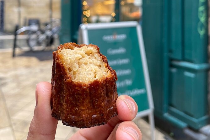 #1 Bordeaux Food and Wine Tasting Tour w/ Local Foodie Guide - A compact introduction to Bordeaux through food