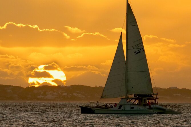 2 Hour Champagne Sunset Cruise from Grace Bay, Providenciales (Adult Only) - Conch Fritters, Chicken Strips, and Island Drinks