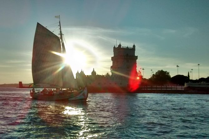 2-Hour Lisbon Traditional Boats Sunset Cruise with White Wine - Weather, commentary, and what can go wrong