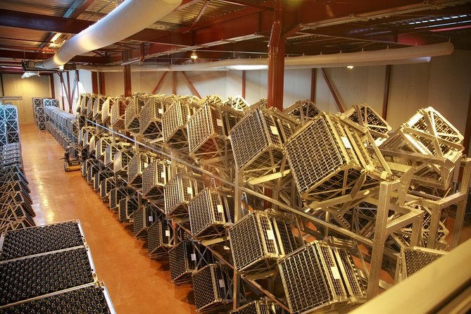 2 Hour Sparkling Wine Tasting and visit in Beaune - What the audio tour explains