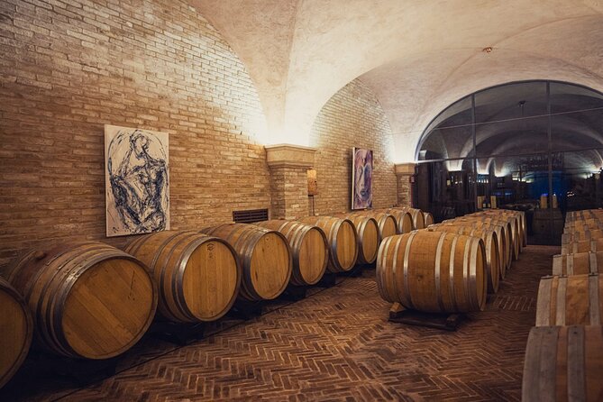 2 Hours Visit and Wine Tasting with tastings in Val D'Orcia - What the $84.10 price really covers