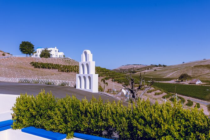 3-Winery Paso Robles Tour with Picnic Lunch & Tasting Fees - The final winery: a larger estate and a broader finish