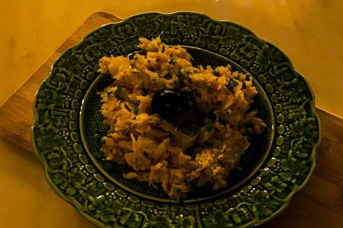 4-Hour Traditional Portuguese Food & Wine Tour in Porto - Who should book this Porto food tour?
