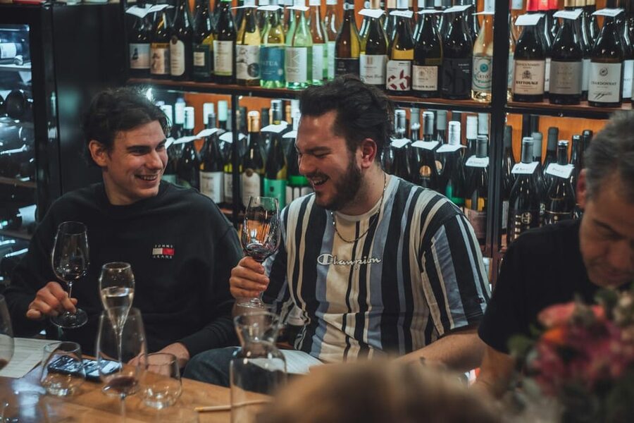 8-Tier Hungarian Wine Tasting in a Cozy Downtown Wine Bar - The eight-glass tasting order