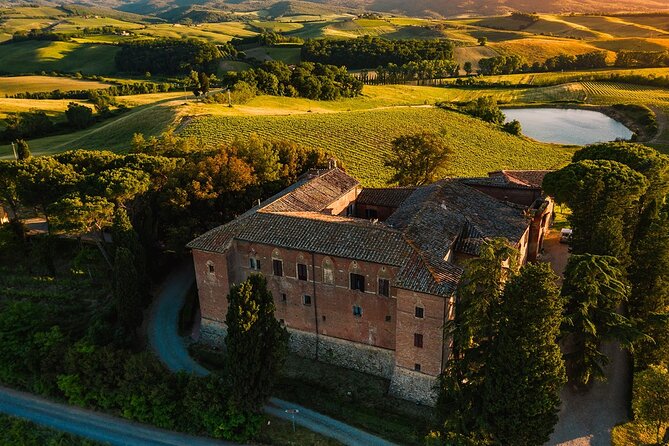 A Brunello Cooking Class with Vineyards View Winery - At a glance