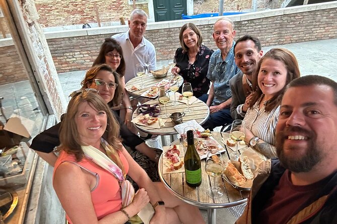 A Venetian Evening: Wine Tasting and Cicchetti with a Local Guide - Campo dei Frari and favorite wine bars