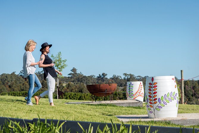 Adelaide Hills & Hahndorf Hop-On Hop-Off Wine Tour - The guides make the flexible format work