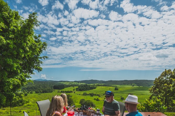 Adventure &Taste Atherton Tablelands Food & Wine Tour from Cairns - Lake Barrine: breakfast beside a crater lake