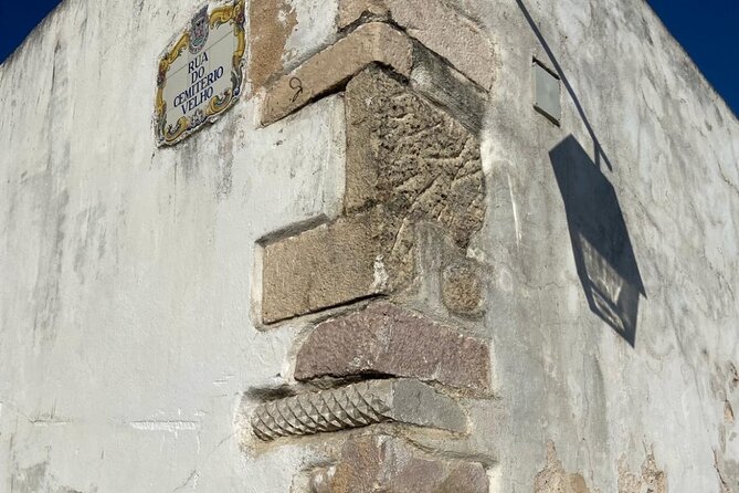 Albufeira History Walking Tour with Wine and Tapas - The guides make the difference