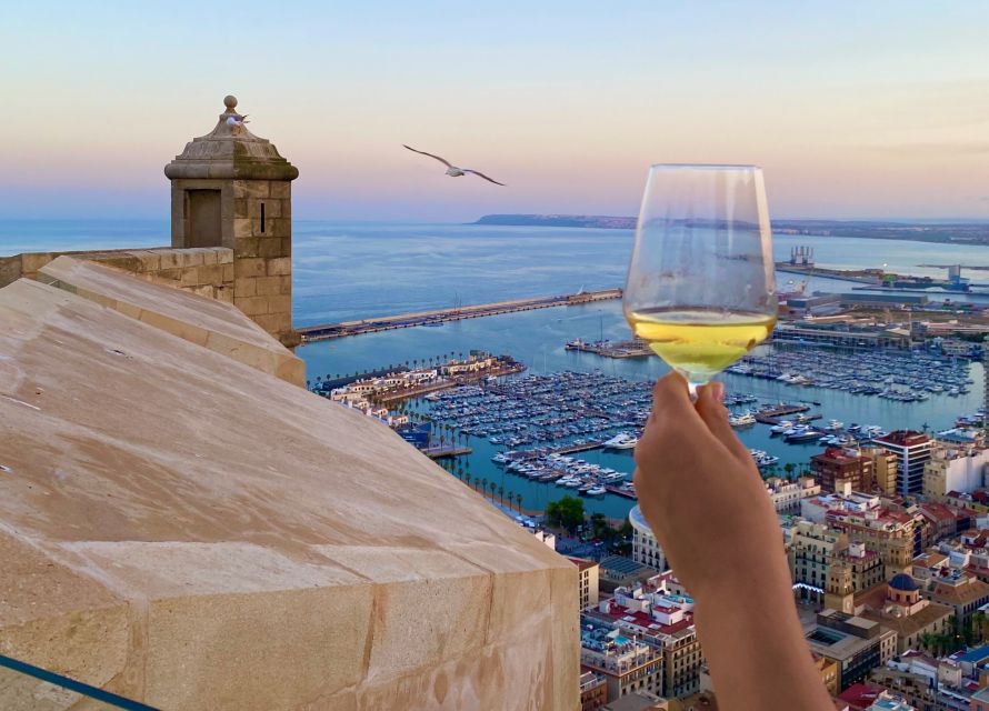 Alicante: Santa Bárbara Castle Wine Tasting & Tapas - Choosing between the DO Alicante and Premium options