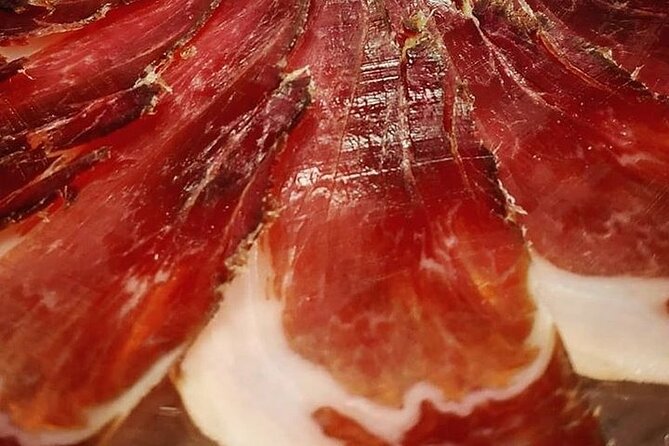 Alicante Wine Tasting and Tapas for Foodies - Small local stops and the value of personal guidance