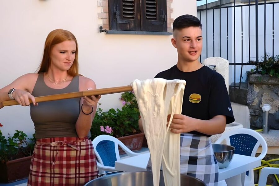 Amalfi: Make Fresh Pasta, Mozzarella & Tiramisù with wine - Key points at a glance