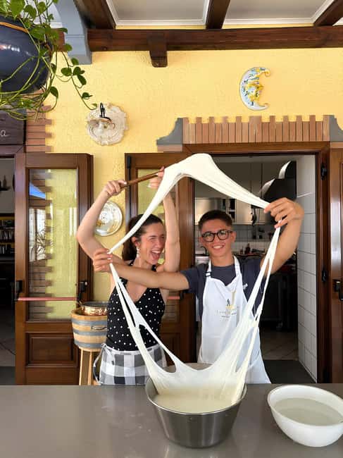 Amalfi: Make Fresh Pasta, Mozzarella & Tiramisù with wine - Stretching fresh mozzarella by hand