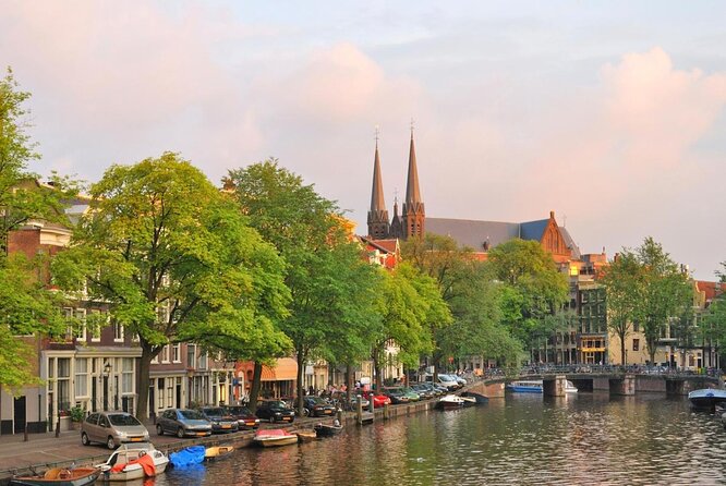 Amsterdam Canal Cruise with Cheese and Wine - Key points to know before boarding