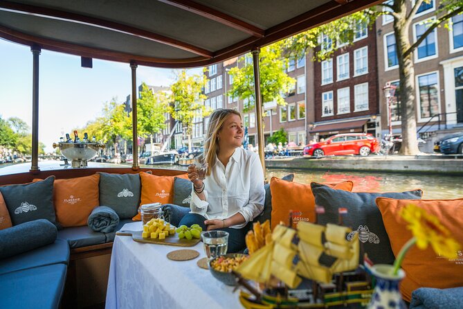 Amsterdam Canal Cruise with Cheese and Wine - Singel, Mint Tower, and Flower Market