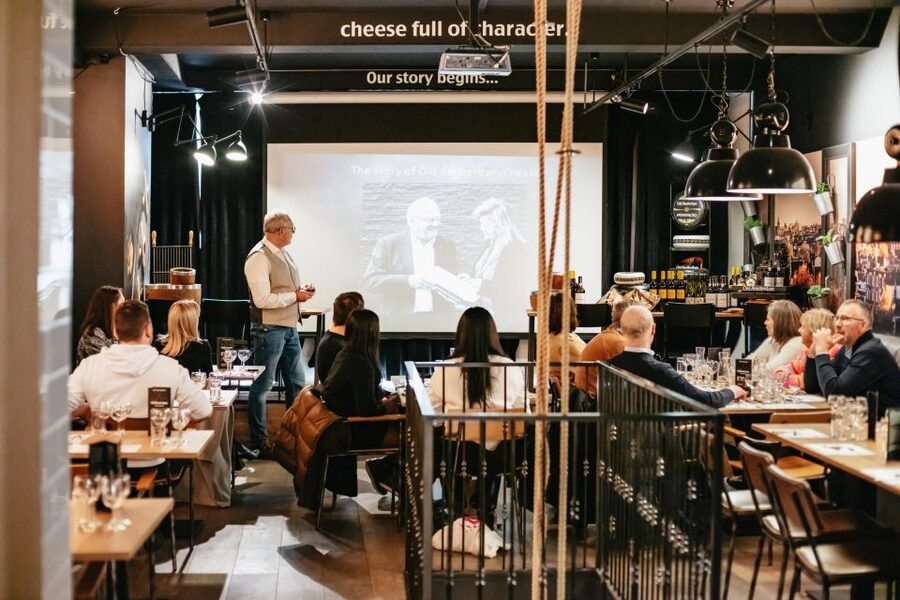 Amsterdam: Dutch Cheese Tasting Experience with Wine - Why the 45-minute length works