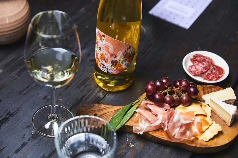 Amsterdam: Dutch Wine Tasting with Sommelier - Who should book this tasting?