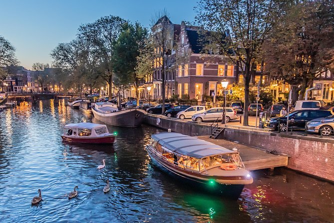 Amsterdam Small-Group Evening Canal Cruise Including Wine, Craft Beer, Cheese - Jordaan canals and Prinseneiland