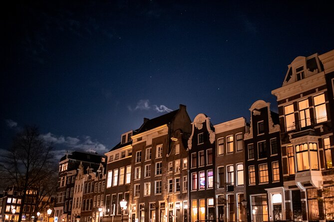 Amsterdam Small-Group Evening Canal Cruise Including Wine, Craft Beer, Cheese - What the captain adds to the ride