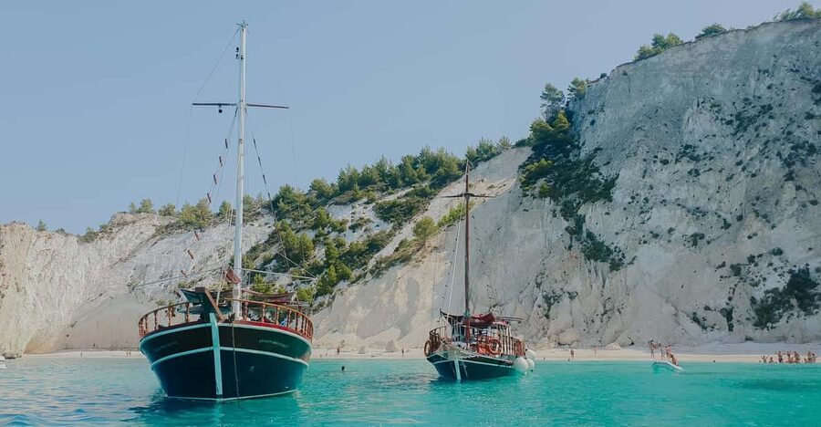 Argostoli: Full-Day Boat Trip with Lunch & Wine - Setting out from Argostoli’s main harbor