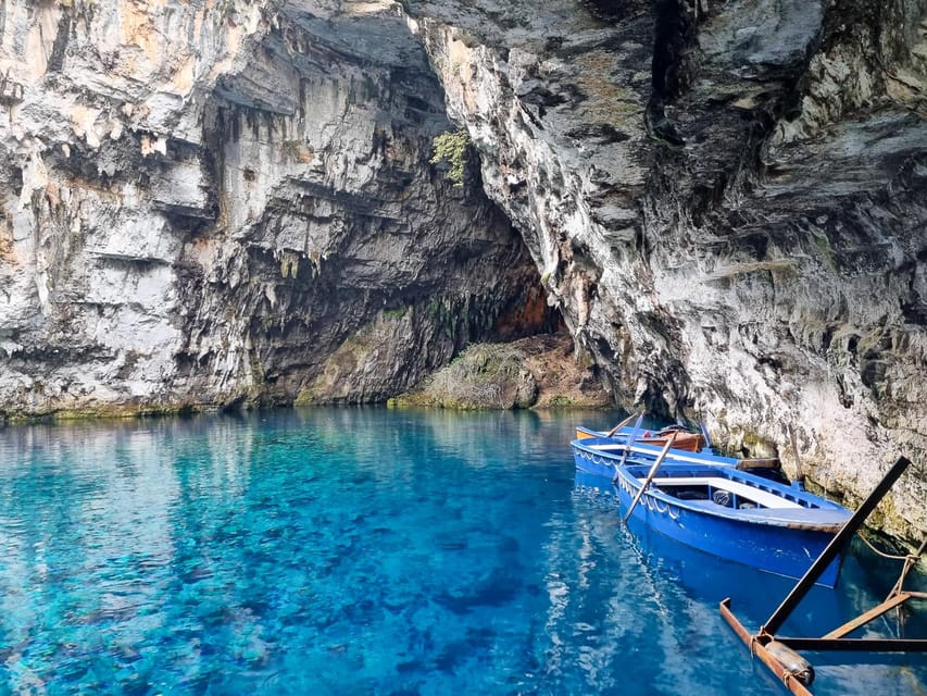 Argostoli: Melissani & Drogarati Cave Tour with Wine Tasting - What $35 really gets you