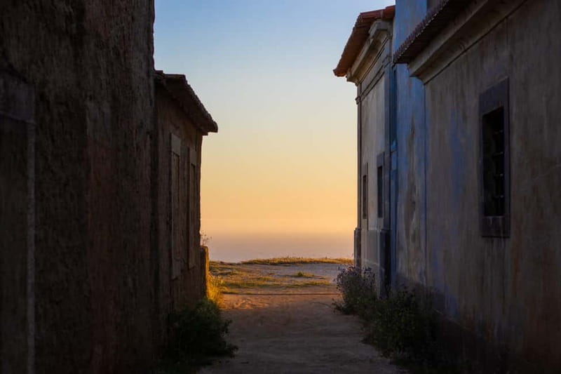 Arrabida Wine Tour - Lisbon: Wineries-Tastings-Tile Factory - Sesimbra: seafood, beaches, and a little free time