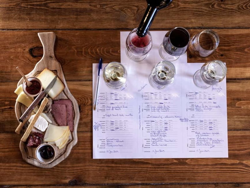 Athens: Acropolis Wine Tasting with Cheese and Olives - Why Greek wine deserves an hour and a half