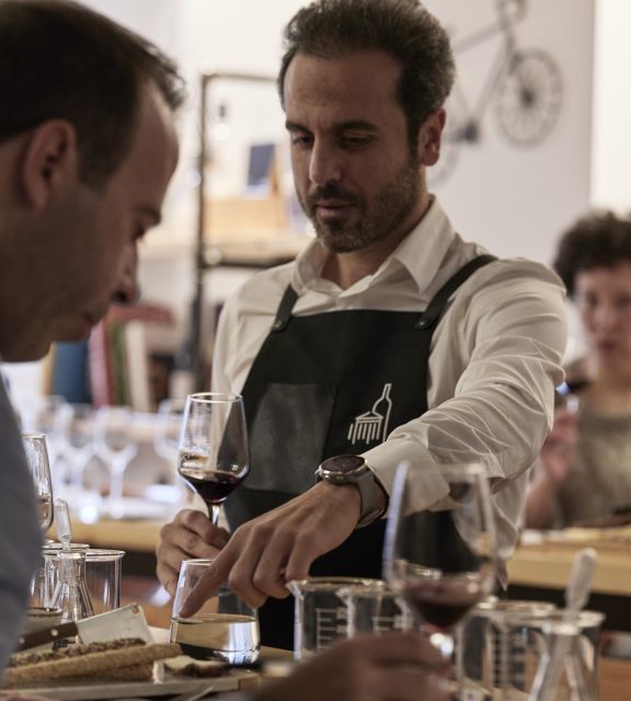 Athens: Create Your Own Wine-Workshop under the Acropolis - Making a blend that suits your palate