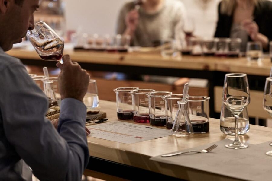 Athens: Create Your Own Wine-Workshop under the Acropolis - Planning the two hours around your Athens day