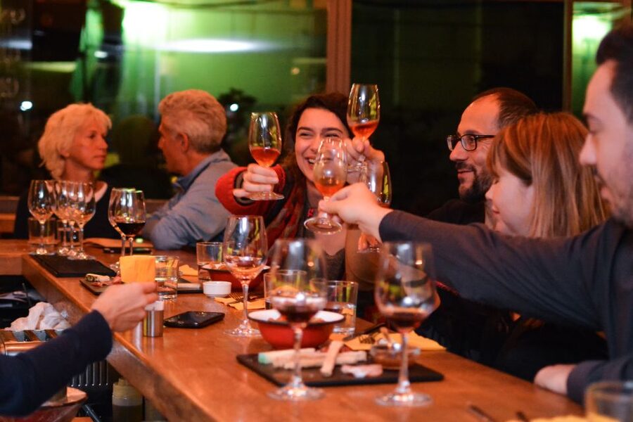 Athens: Premium Food and Wine Tasting Tour in the evening - The evening at a glance