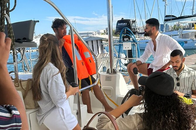 Athens Riviera Private Sail Catamaran with Meal and Wine - The crew makes the difference