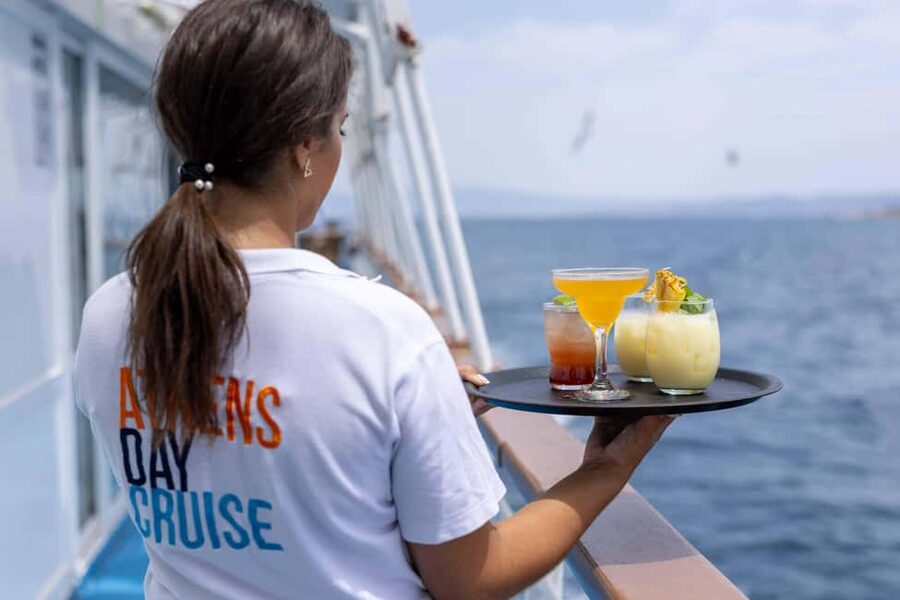 Athens: Swimming Cruise with Lunch, Wine & Live DJ on Board - Who will enjoy this most?