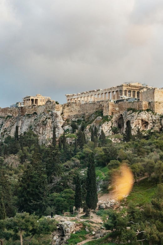 Athens: Wine Tasting with a Sommelier under the Acropolis - Greek tapas and the food pairings