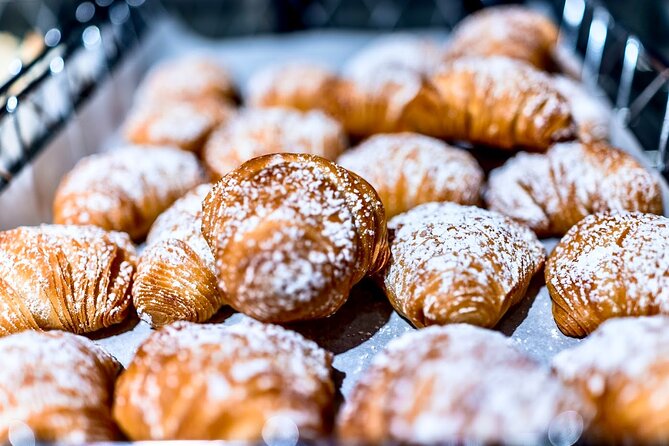 Authentic Naples Food Tour with 8+ Tastings of Pizza, Wine & More - San Gregorio Armeno and Naples’ handmade traditions