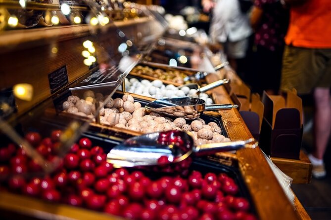 Authentic Parisian Gourmet Food Tour with 10 Local Dishes & Wines - The guides make or break the experience