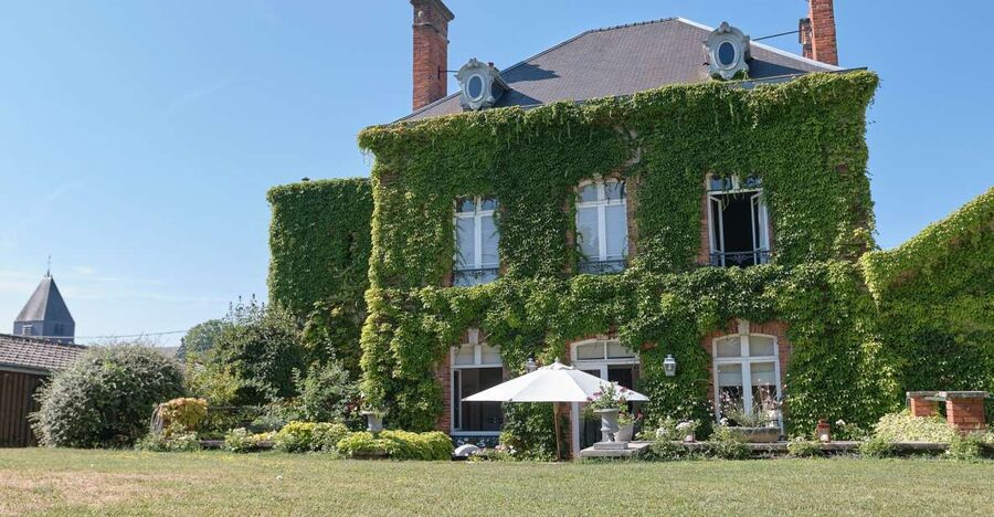 Aÿ-Champagne: Champagne House Tour and Tasting Class - Key points at a glance