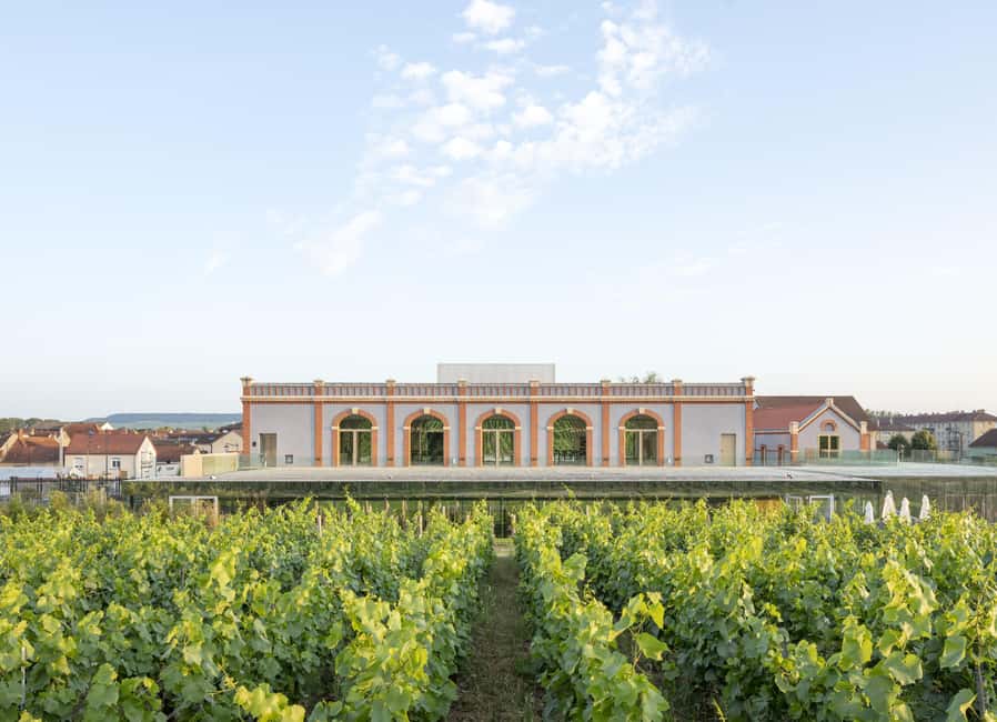 Aÿ-Champagne: Pressoria Champagne Museum with Tasting - Reaching Aÿ-Champagne and finding Pressoria