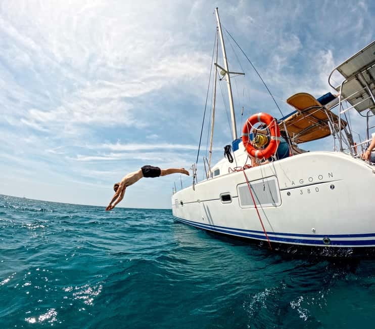 Barcelona: Catamaran Cruise w/ Sailing, Wine, & Tapa - Who Will Enjoy This Cruise Most