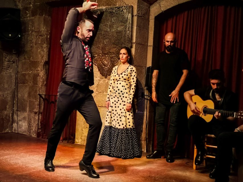 Barcelona: City Tour & Flamenco Show with Wine & Tapas - The Born walk and tapas at Taller de Tapes