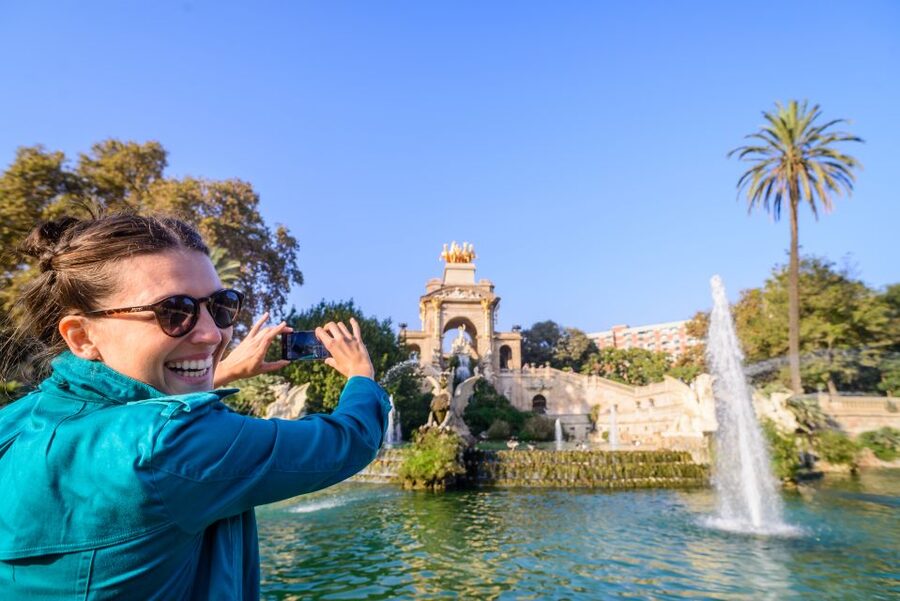Barcelona eBike Tour with Wine and Tapas Experience - Wine and tapas: a pleasant finish, not dinner