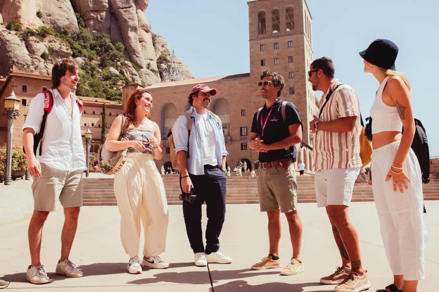 Barcelona: Full-Day Montserrat & Wine Small Group Tour - The 3.5-hour Montserrat visit