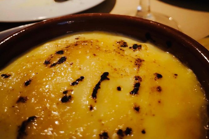 Barcelona Gothic Quarter VIP Tapas & Wine Tour - Friday through Sunday: the old cellar on Carrer d’en Gignàs