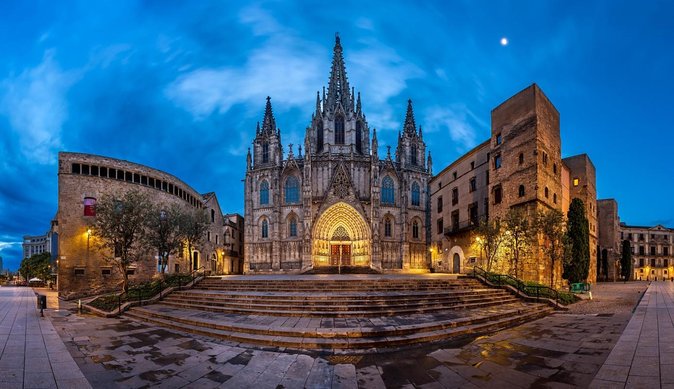Barcelona: Guided Food Walking Tour with Tapas and Wine - Key points to know before booking