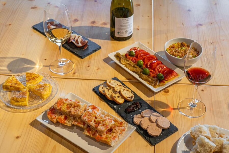 Barcelona: Montserrat, Winery Tour & Lunch with Wine Tasting - FAQ