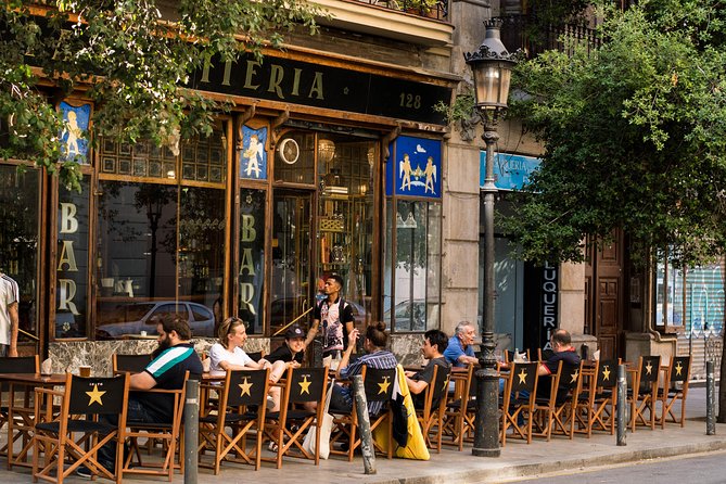 Barcelona Poble Sec Tapas & Wine Tour - Timing, group size, and practical details