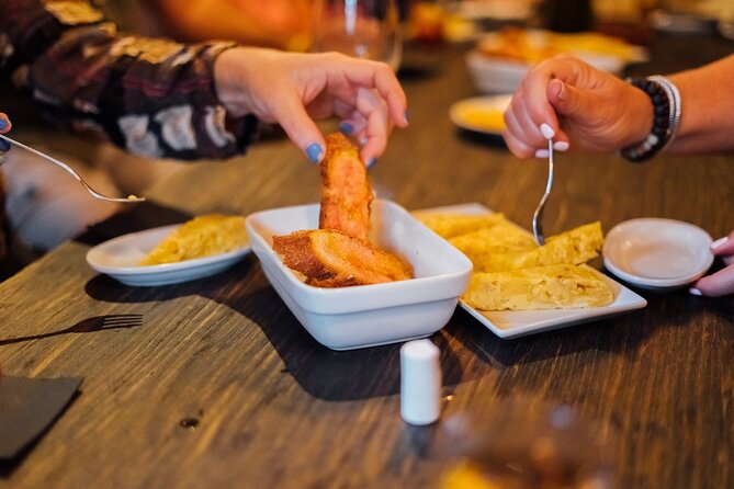 Barcelona Tapas & Wine Walking Tour with Optional Flamenco - Four stops, or three? Check the final details