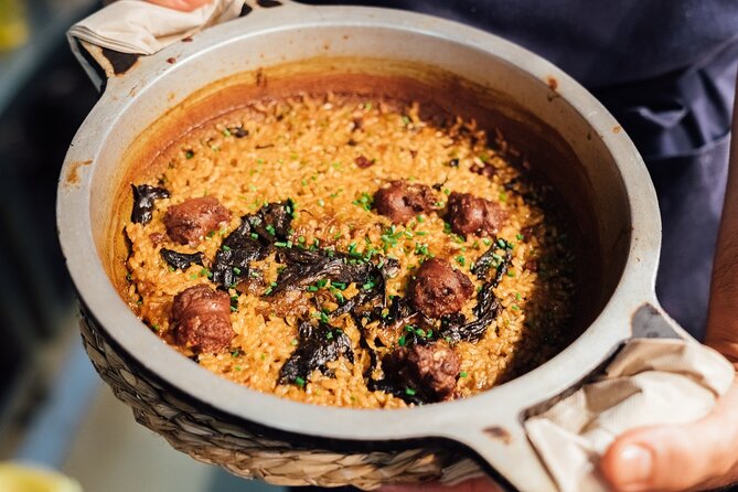 Barcelona Tapas & Wine Walking Tour with Optional Flamenco - Starting in the Gothic Quarter at 6:00 pm