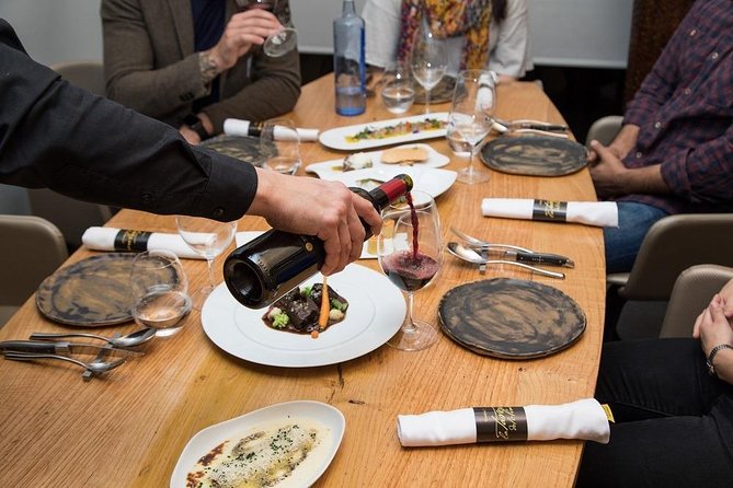 Barcelona Wine and Gourmet Tapas Tour - Finishing with warm torrija