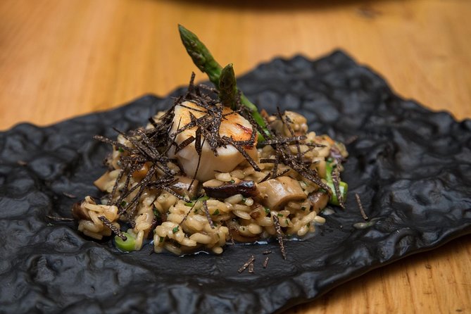 Barcelona Wine and Gourmet Tapas Tour - Croquetas, wine, and the first taste