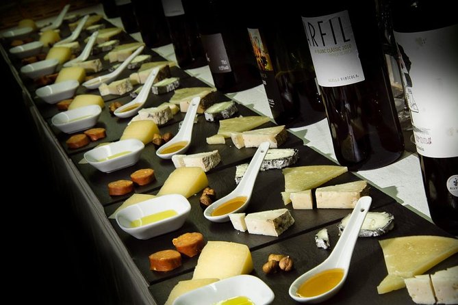 Barcelona: Wine Tasting and 5 Course Tapas Pairing Dinner - Starting in Barcelona’s Gothic Quarter at 8:00 pm